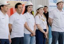 "Вакцина начинается на заводе": Respublica представила в Туркестане обновленную предвыборную программу