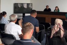 Партия "Ауыл": представители встретились с коллективом кондитерской фабрики в Семее