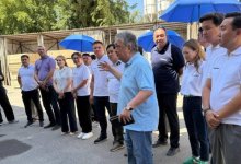 Партия Respublica встретилась с коллективом одного из крупнейших производителей мебели в Алматы