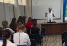 Развитие здравоохранения и поддержку медиков обсудили в НПК в Сарани