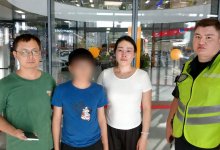 В одном из торговых домов Усть-Каменогорска потерялся 12-летний турист из Китая