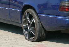 Оскорблял, угрожал и повредил автомобиль: суд ВКО наказал сталкера