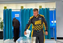 Дрифтеры приехали голосовать на спорткарах в Конаеве