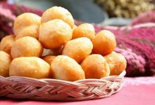 Горячим чаем и баурсаками угощали промокших под дождем избирателей в Астане (ВИДЕО)