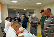 Последний час голосования: казахстанцы продолжают реализовывать свое право голоса