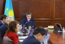 Бектенов предупредил о риске срыва ремонтов в Кокшетау, Темиртау и Жезказгане