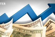 Курс доллара продолжил рост на торгах 27 августа