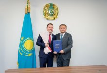 Молодой ученый ЕНУ получил жилищный сертификат в рамках государственной поддержки
