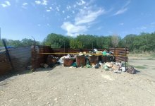 Младенца выбросили в мусорку в Жамбылской области: мать ребенка найдена