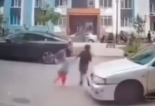 Двух детей сбили во дворе ЖК в Алматинской области (ВИДЕО)
