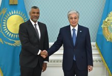 Президент Казахстана встретился с генсеком Всемирной таможенной организации