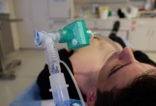 Рыба довела до ИВЛ: в Мангистау целая семья госпитализирована в тяжелом состоянии
