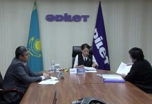 Депутат Курултая Айжан Аймаганова провела прием граждан в партии “Әділет”