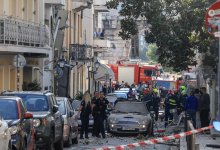 Взрыв разрушил здание в туристическом центре Афин