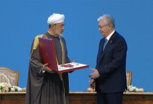 Президенту Казахстана вручили высшую государственную награду Омана