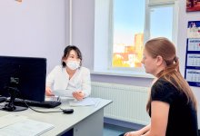 Партия "Әділет" организовала медосмотры и консультации с врачами для женщин по всей стране