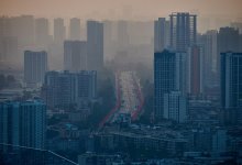 Какая часть воздуха в Казахстане официально признана опасной