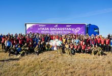 От Астаны до Усть-Каменогорска: активисты молодежного крыла партии "Әдiлет" очистят дороги в рамках "Таза Qazaqstan"
