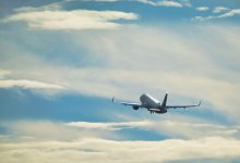 Самолет подал сигнал бедствия над Казахстаном и резко сменил курс