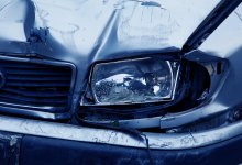 Автомобиль влетел в людей на рынке Актау
