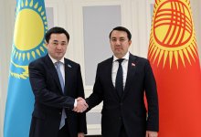 Спикер Курултая встретился с Председателем Жогорку Кенеша