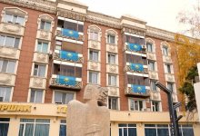Более 200 флагов Казахстана украсили балконы домов в Астане ко Дню Республики