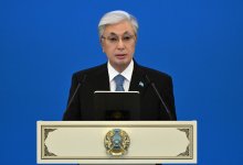 Токаев поздравил казахстанцев с Днем Республики