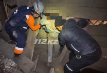 Потолочное перекрытие рухнуло на мужчину во время ремонта дома в Семее