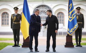 Посол Казахстана встретился с президентом Украины