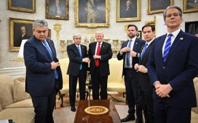 Личный фотограф Токаева показал закулисье встречи президентов Казахстана и США (ВИДЕО)