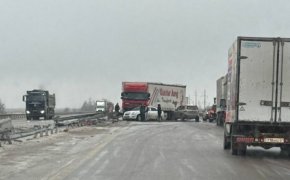 Массовое ДТП из-за гололеда произошло в Акмолинской области