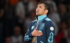 Елдос Сметов завершил карьеру в клубе JENYS