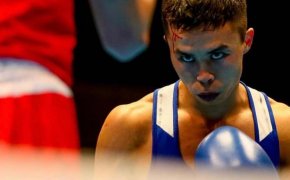 Казахстанец завоевал золото чемпионата мира по боксу