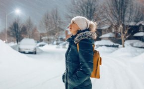 Главная ошибка зимнего ухода, которая разрушает кожу