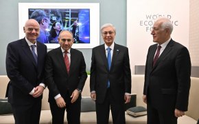 Президент Казахстана провел ряд встреч в Давосе