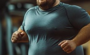 Бодипозитив против медицины: что происходит с организмом при ожирении