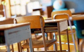 Школьников и студентов колледжей перевели на удаленку в Астане