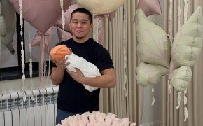 Казахстанский боец UFC стал отцом