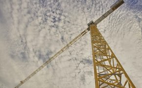 Башенный кран горел в Алматы (ВИДЕО)