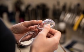 Чем опасна покупка очков для зрения через онлайн-магазины