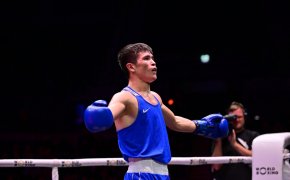 Боксер Торехан Сабырхан выиграл бой за медаль чемпионата Азии