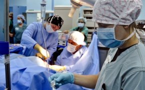 Осложнения после кесарева: семья астанчанки требует открытого разбирательства