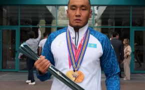 Ербол Хамитов показал "подвал", где начинался его путь в спорт (ВИДЕО)