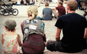 Почему дети грубят родителям