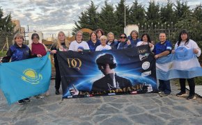 В виде исключения: в честь Димаша назвали музыкальный кабинет в аргентинской школе