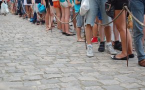 В Минтруда РК обратились к иностранцам