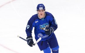 Форвард "Барыса" продлил контракт и продолжит сезон в Астане