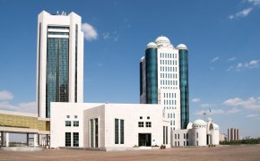 Совместное заседание палат Парламента началось в Астане