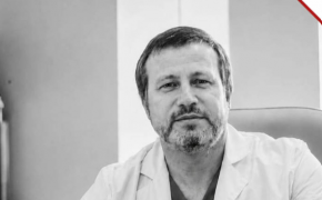 Известный врач погиб в ДТП на мотоцикле в ВКО