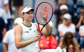 Елена Рыбакина вышла в четвертьфинал турнира WTA 1000 в Торонто